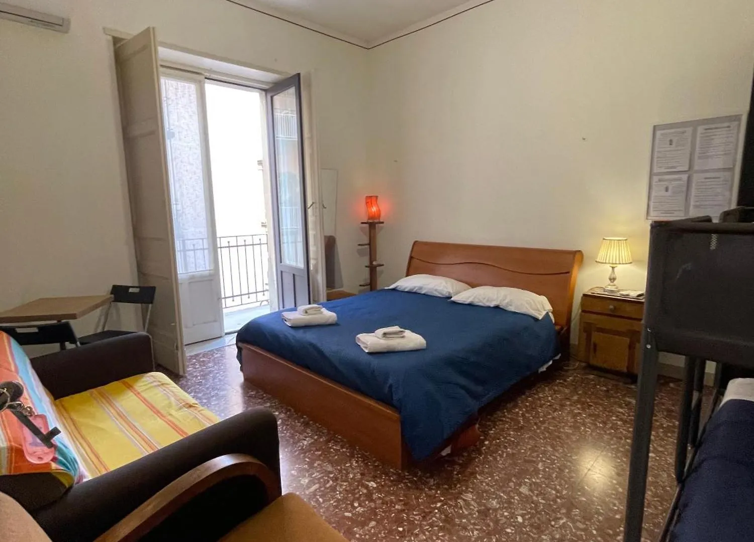 Appartamento Central Station House Cettina Catania Alloggio in famiglia